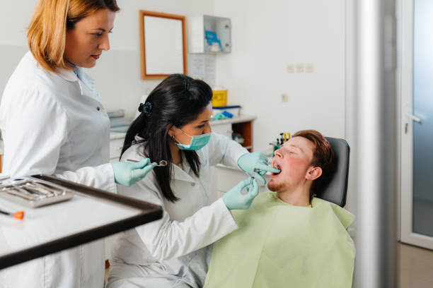 Best Emergency Tooth Extraction in Cherryvale, KS